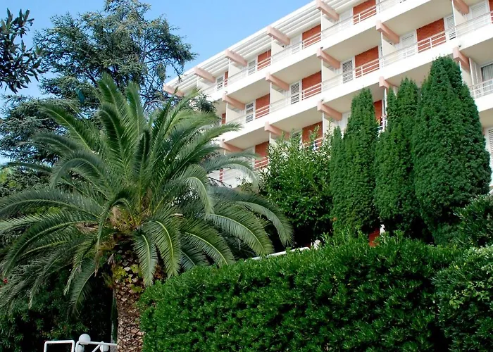 فندق Aurora 3*