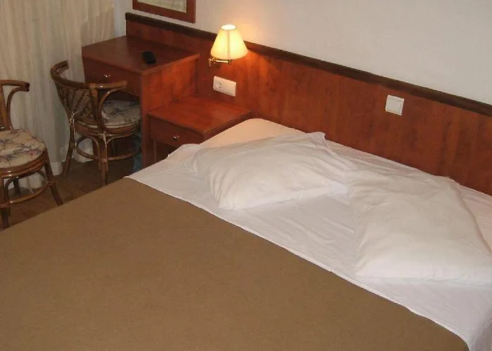 Aurora 3* بودغورا