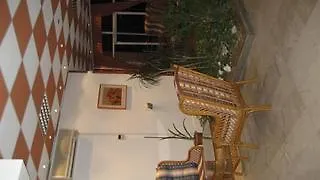 Aurora فندق 3*