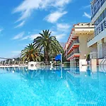 Aurora Hotel